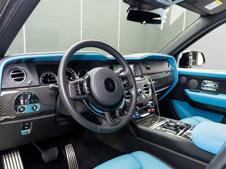 Rolls-Royce Cullinan 2022 car image #10