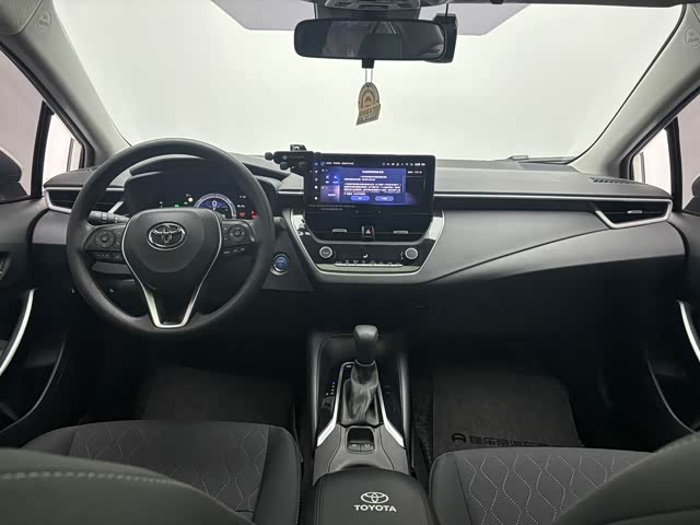 Toyota Corolla 2023 car image #10