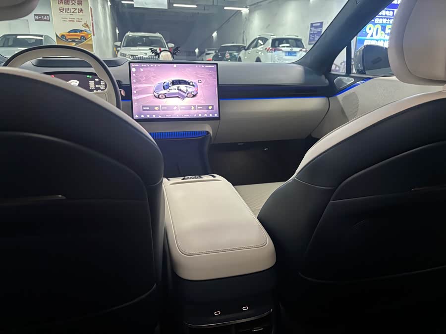 极氪 极氪007 2024 汽车图片 #10