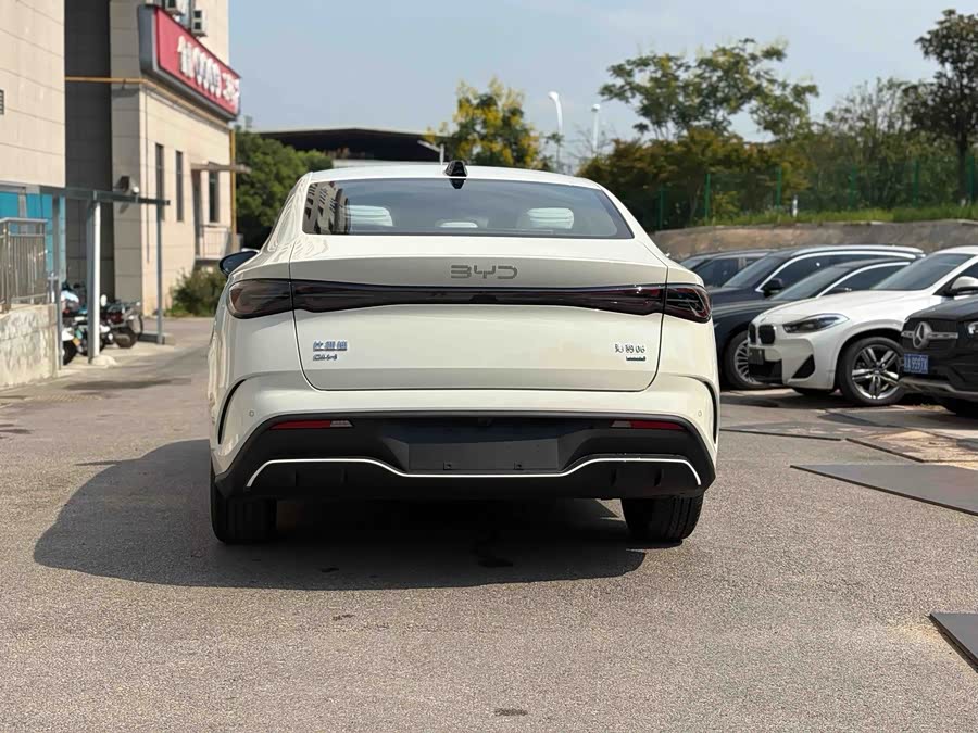 BYD Seal 06 New Energy 2025 car image #10