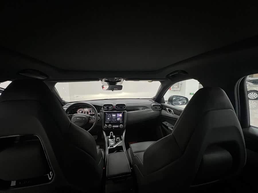 Lynk & Co 03 2018 car image #10