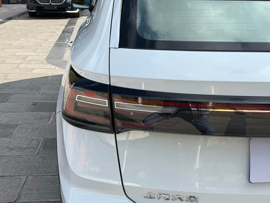 Volkswagen Tharu 2023 car image #10