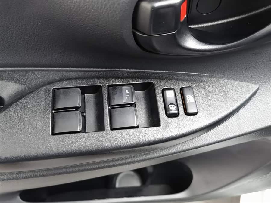 Toyota Yaris L Zhixuan 2019 immagine di auto #10