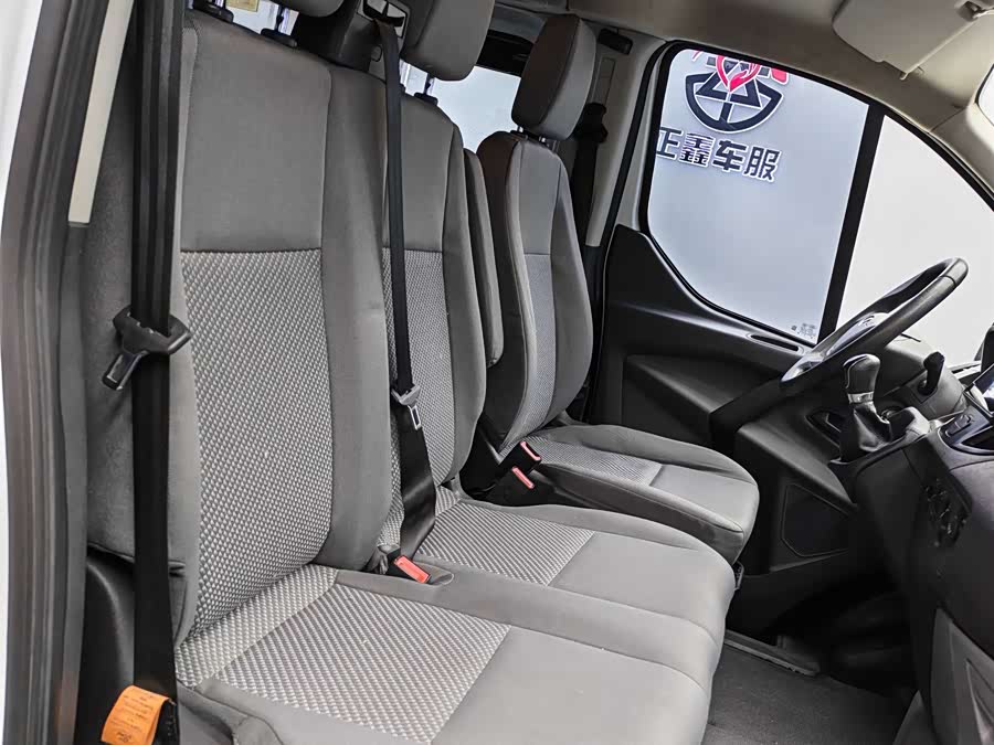 Ford Transit 2020 car image #10