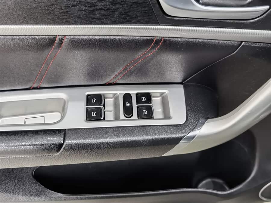 Haval M6 2018 #10 Haval M6 2018 car image #10