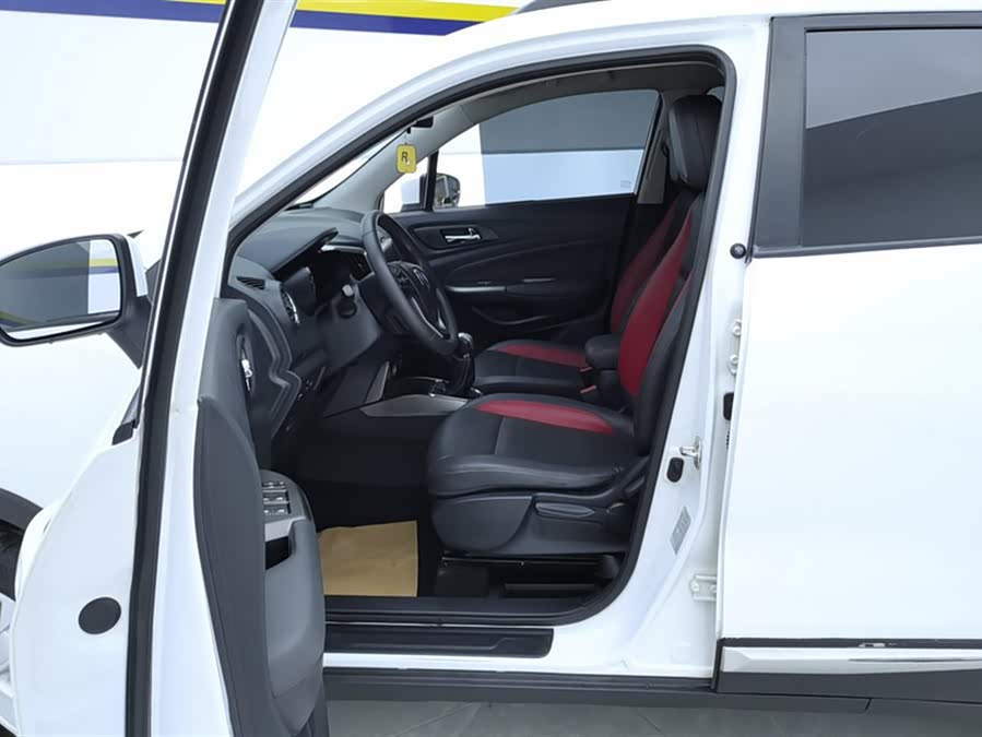 Changan CS15 2016 #10 Changan CS15 2016 imagen de coche #10