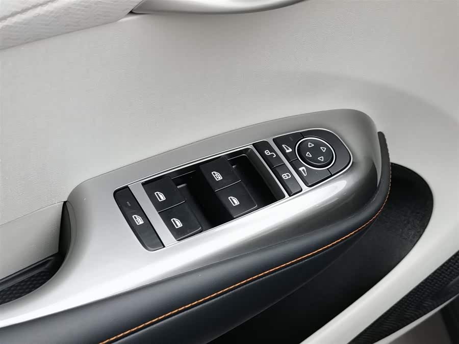 BYD Dolphin 2022 car image #10