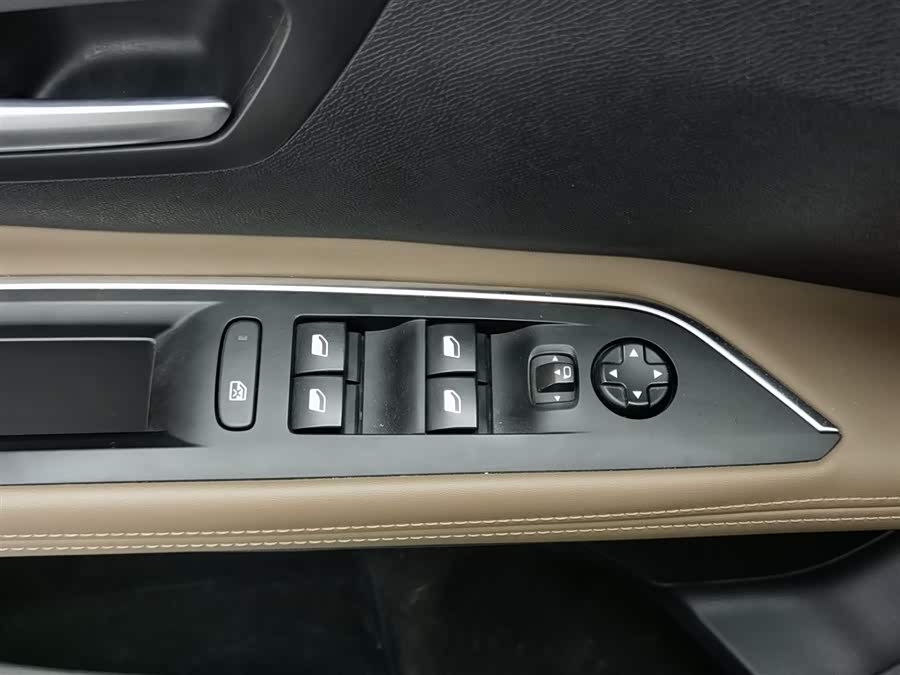 Peugeot 5008 2019 car image #10