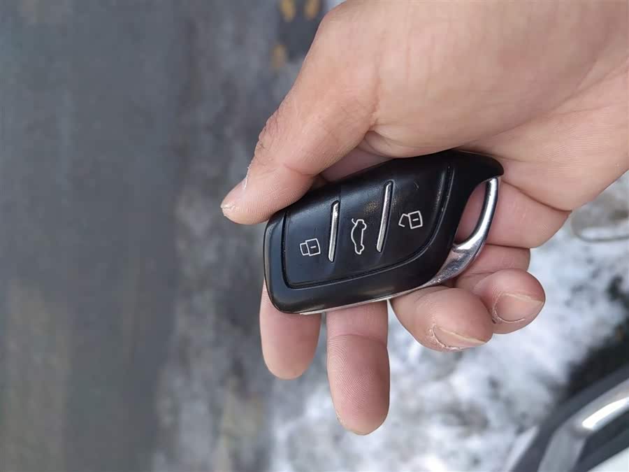 Roewe RX3 2021 изображение автомобиля #10