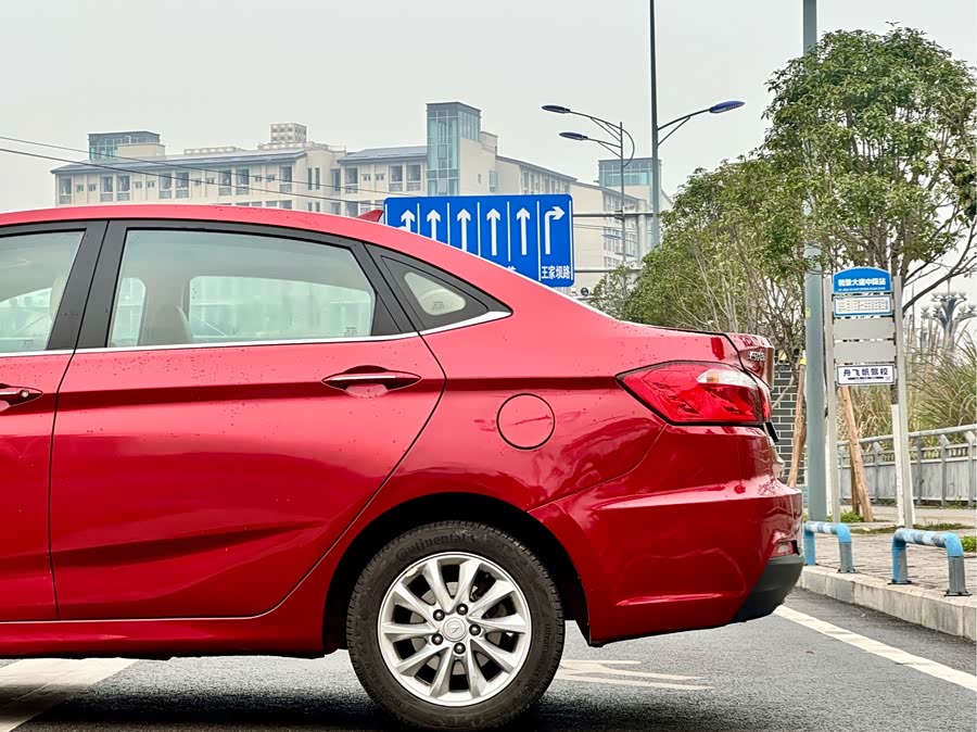 Changan Alsvin V7 2015 car image #10