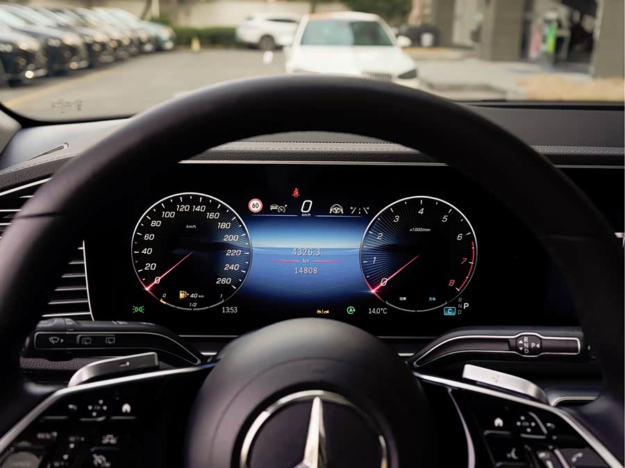 Mercedes-Benz GLE Class 2023 #10 Mercedes-Benz GLE Class 2023 car image #10