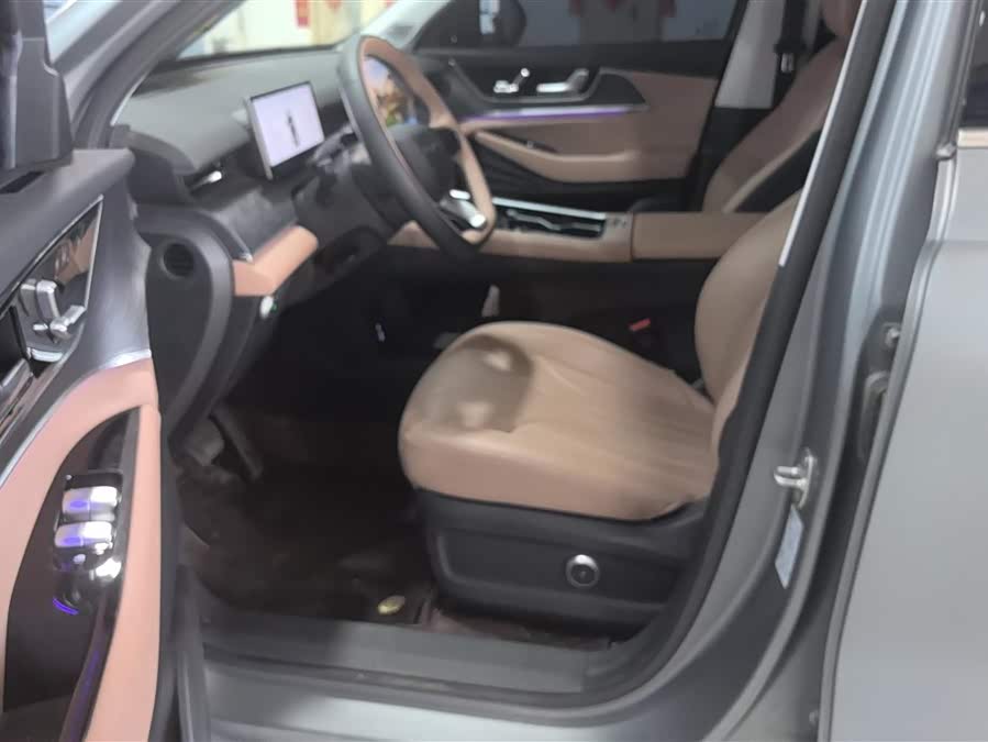 Chery Tiggo8L 2025 car image #10