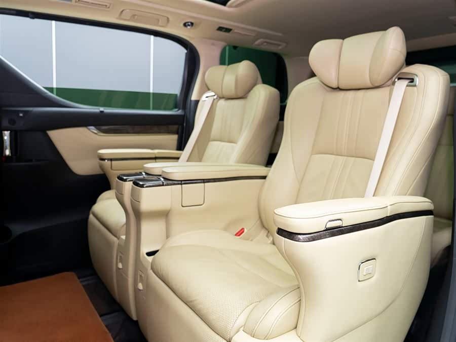 Toyota Vellfire 2020 immagine di auto #10