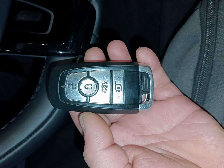 Ford Mustang Mach-E 2022 car image #10