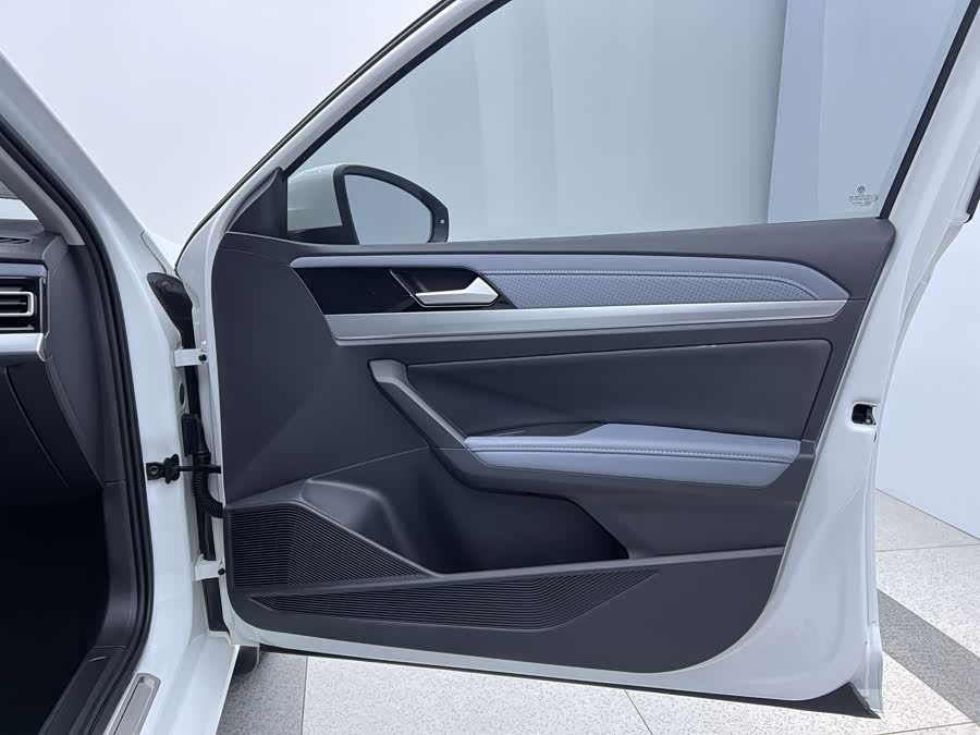 Volkswagen Lavida 2022 car image #10
