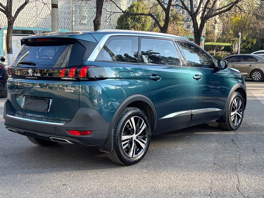 Peugeot 5008 2017 car image #10