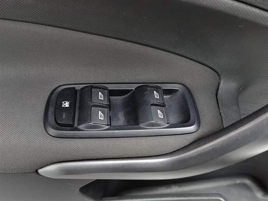 Ford Fiesta 2014 car image #10