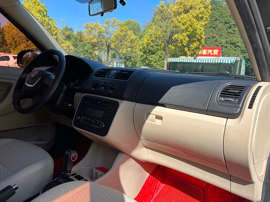 斯柯达 晶锐 2013 汽车图片 #10