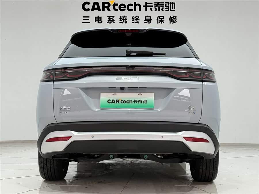 BYD SongL DM-i 2025 #10 BYD SongL DM-i 2025 car image #10