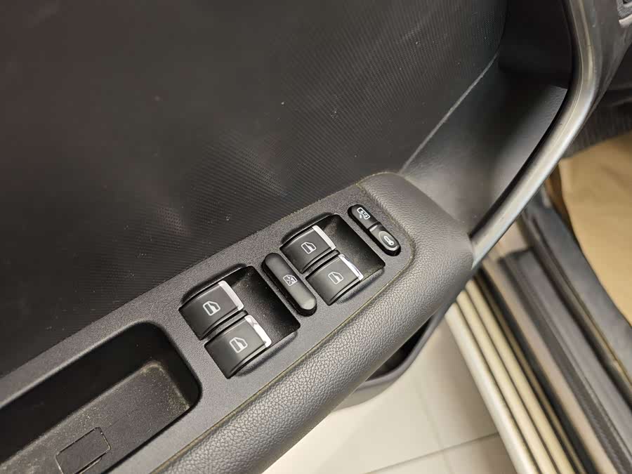 Chery Tiggo 3 2017 car image #10