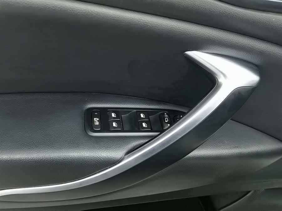 Citroen C5 2014 car image #10