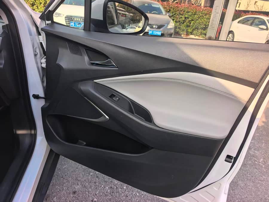 Chevrolet Orlando 2020 #10 Chevrolet Orlando 2020 car image #10