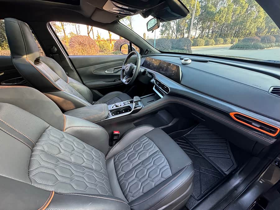 Changan UNI-T 2023 #10 Changan UNI-T 2023 car image #10