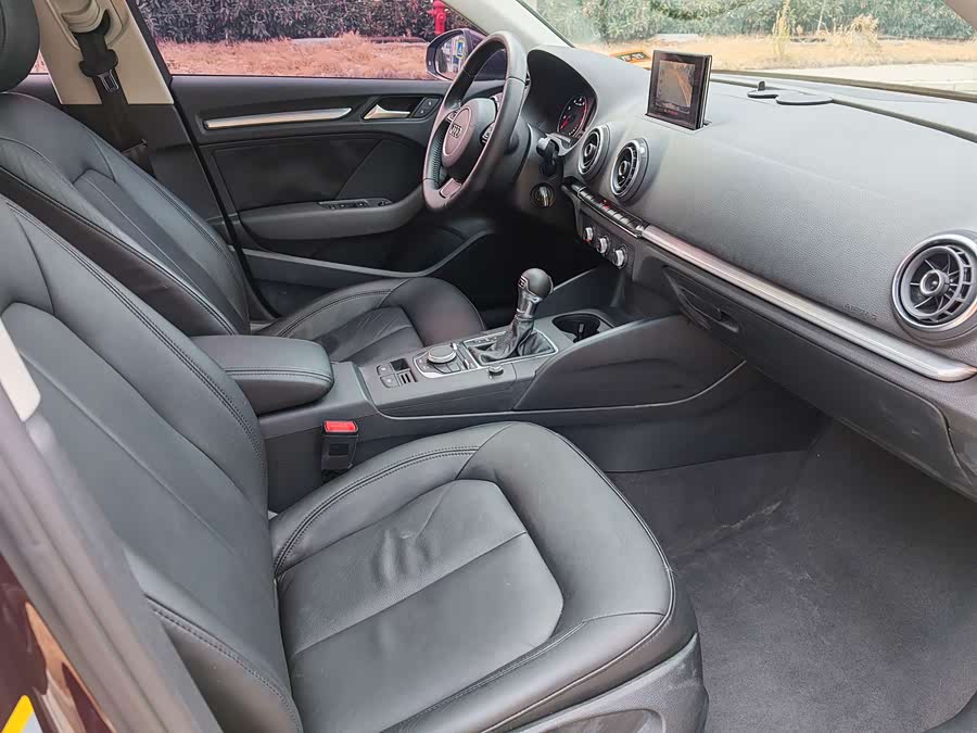 Audi A3 2017 car image #10