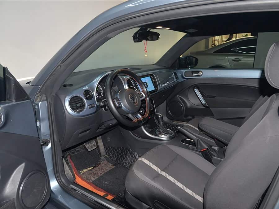 Volkswagen Beetle 2017 immagine di auto #10