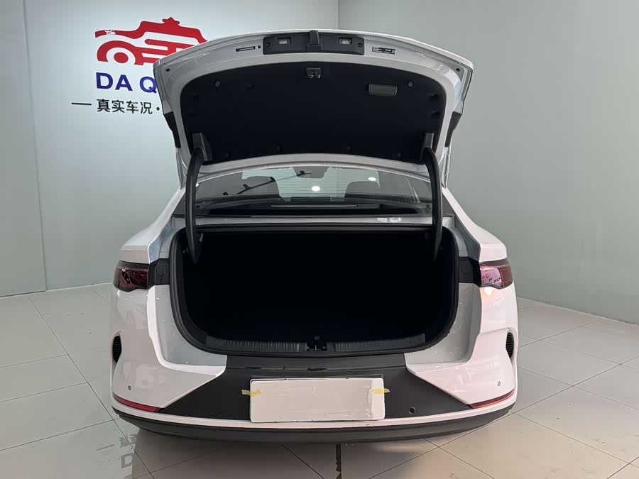 BYD Qin L 2025 car image #10