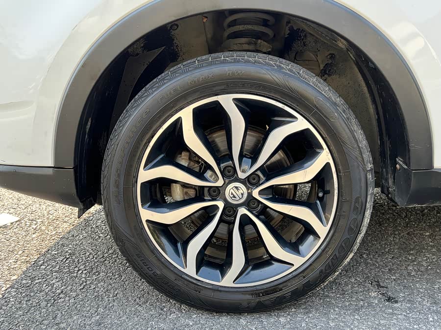 MG GS 2016 car image #10