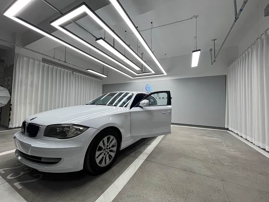 BMW 1 Series (Imported) 2011 car image #10