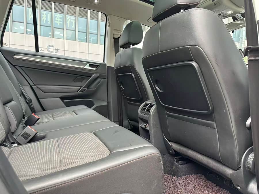 大众 高尔夫·嘉旅 2018 汽车图片 #10