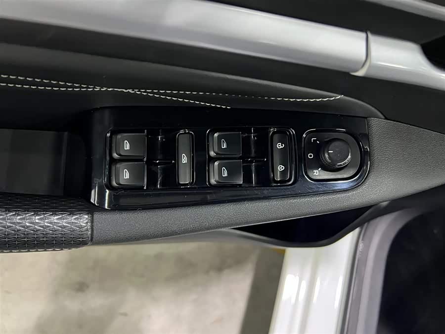 GEELY Emgrand 2022 #10 GEELY Emgrand 2022 car image #10