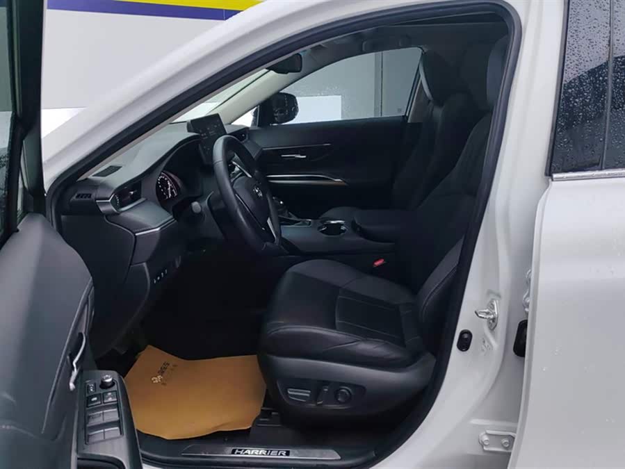 Toyota Harrier 2022 immagine di auto #10