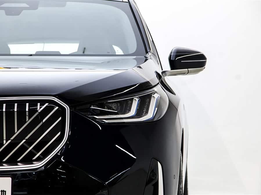 BMW X3 2025 #10 BMW X3 2025 car image #10