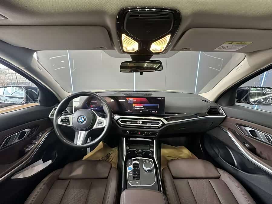 BMW i3 2023 car image #10