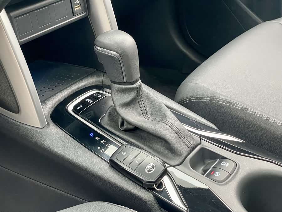 Toyota Corolla Cross 2022 #10 Toyota Corolla Cross 2022 car image #10