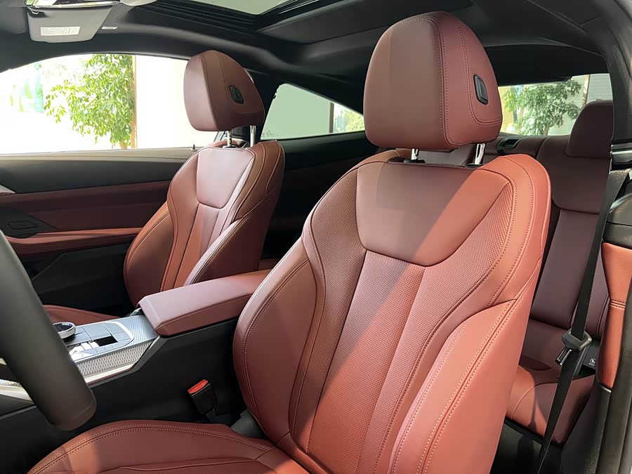 BMW 4 Series 2025 #10 BMW 4 Series 2025 car image #10