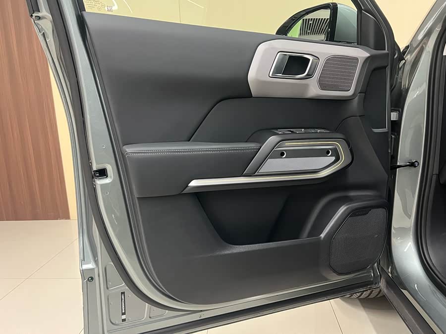 FangChengBao Tiger 3 2025 immagine di auto #10