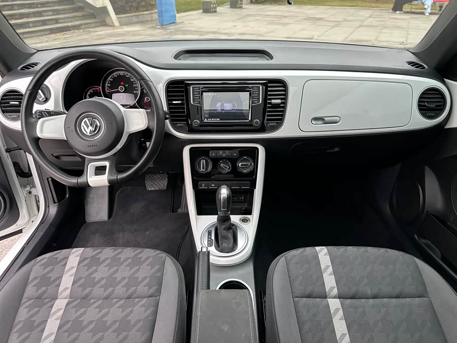 Volkswagen Beetle 2015 immagine di auto #10