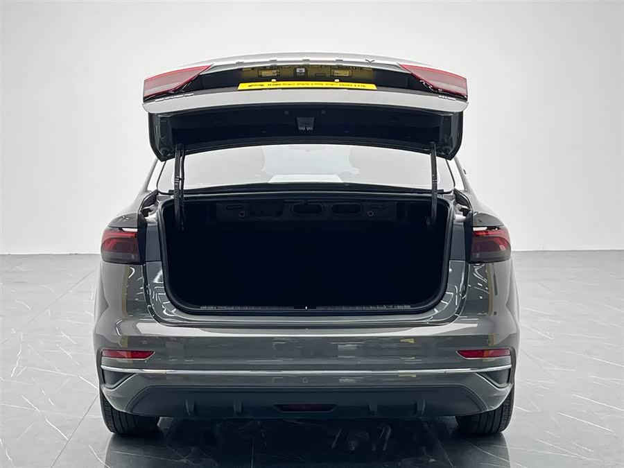 GEELY Emgrand 2025 car image #10