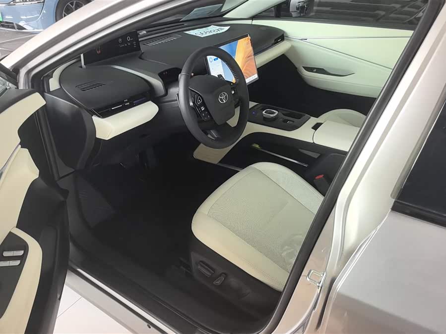 Toyota bZ5 2025 car image #10