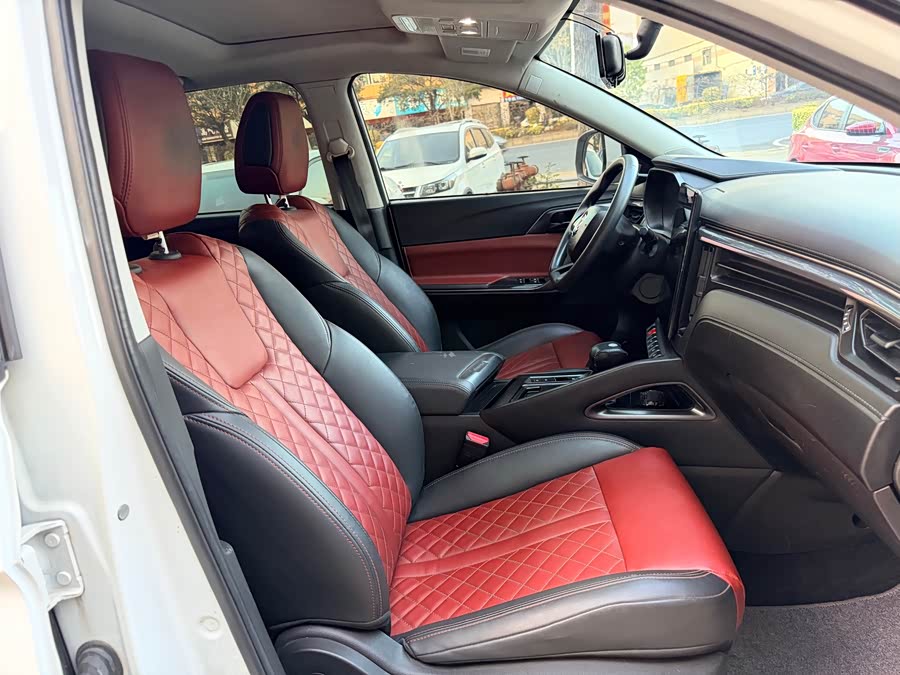 Forthing T5 2020 #10 Forthing T5 2020 imagem de carro #10