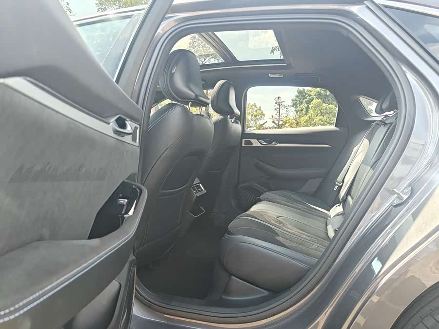 GEELY Preface 2024 car image #10