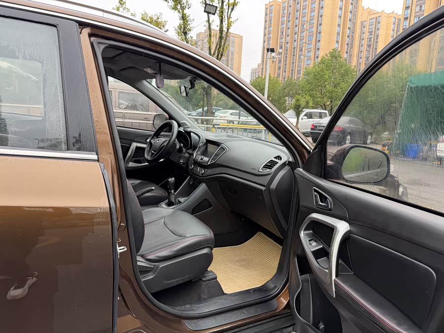 Chery Tiggo 5 2015 صورة سيارة #10