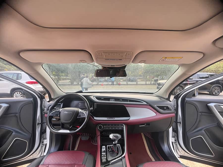 Volkswagen Tiguan 2018 #10 Volkswagen Tiguan 2018 car image #10