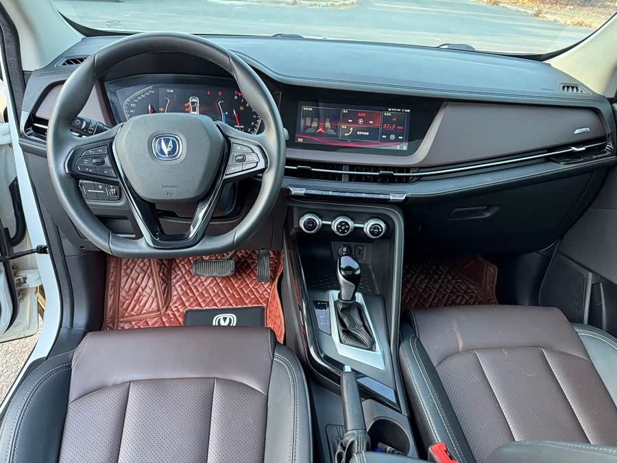 Changan CS15 2019 #10 Changan CS15 2019 immagine di auto #10