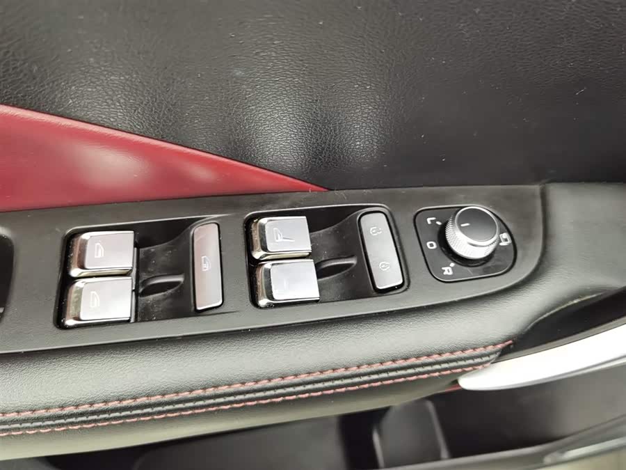 GEELY Coolray 2019 car image #10