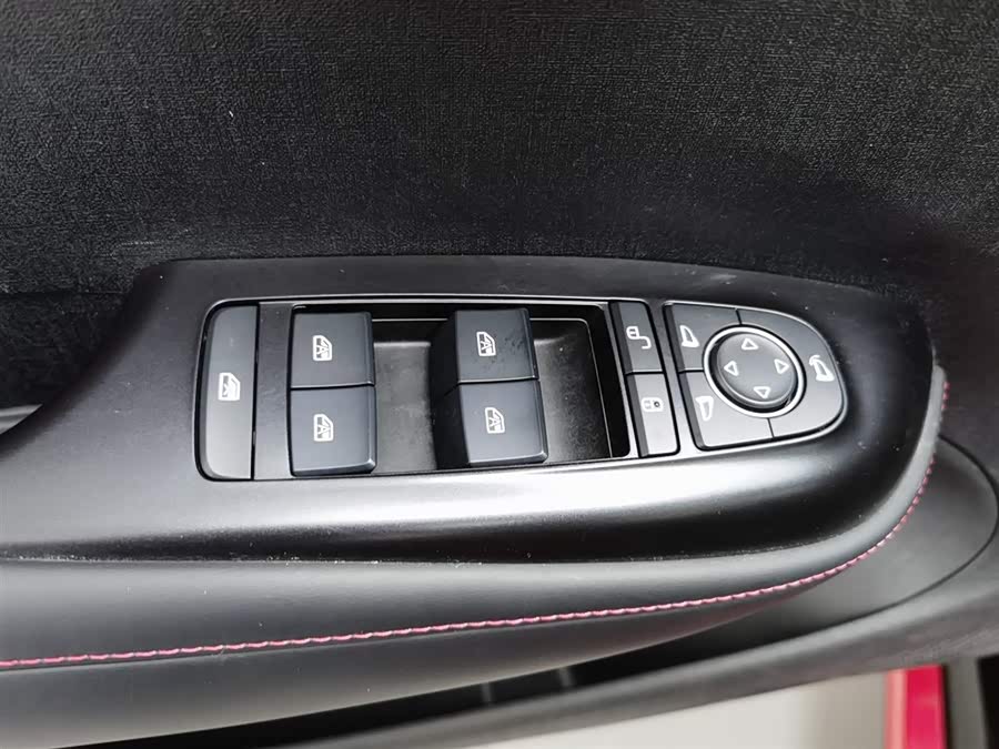 BYD Dolphin 2024 immagine di auto #10